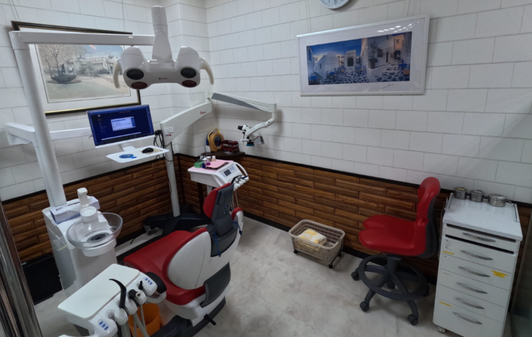 【愛宕駅から徒歩2分】夜まで診療 レアル愛宕歯科