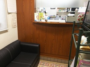 ①受付・待合室②③写真はイメージです