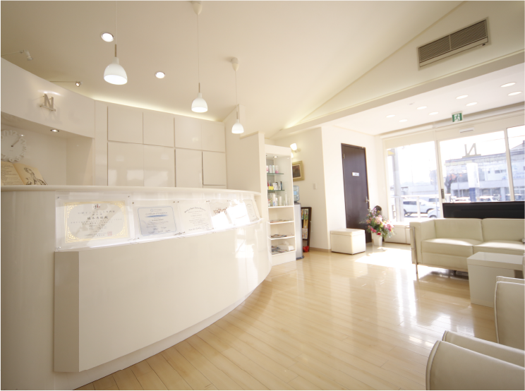知寄町三丁目駅から徒歩8分【1000本以上のインプラント治療実績あり】一人ひとりに適した治療を提案するのり歯科医院