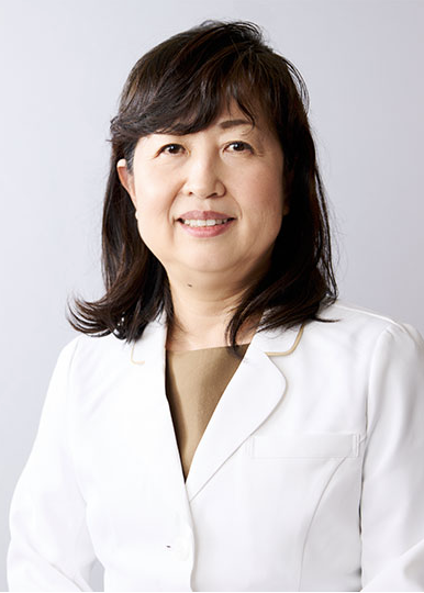 院長の中山 真弓