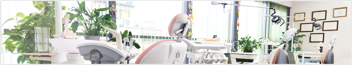 【豊中駅 北出入口より徒歩3分】【日本矯正歯科学会認定医が2名在籍】専門性と安心感を備えた矯正治療専門医院・ヤナギ矯正歯科