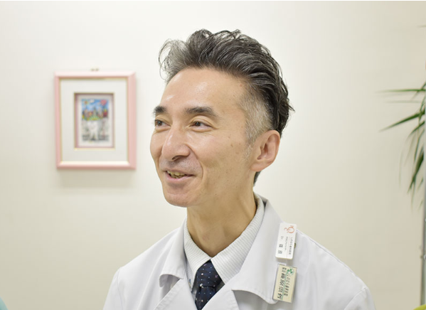 院長の篠原 崇哲（しのはら たかあき）