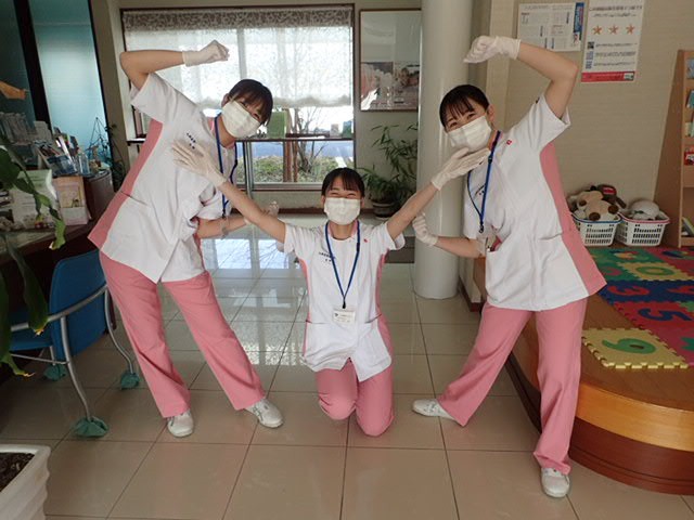 【厚生省認定臨床研修指導医】【築山小学校前バス停 徒歩1分】 根本的な歯周病ケアと予防プログラムで地域の健口作りを支えるあさの歯科医院