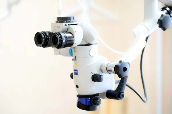 使われているマイクロスコープ