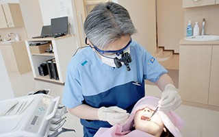 安全性の高いインプラント治療