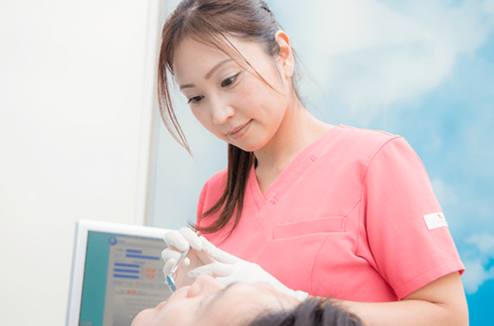 定期的なプロフェッショナルケアと適切なセルフケアで虫歯・歯周病を予防