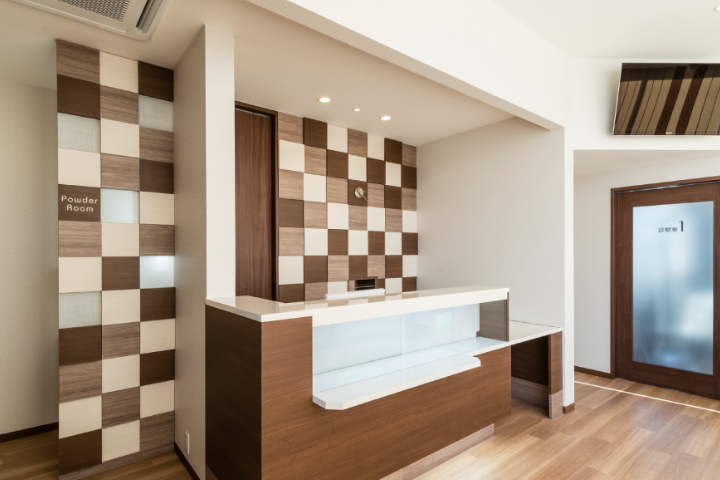 【JR関西本線 朝日駅 徒歩10分】【日本障害者歯科学会認定医 在籍】的確な診断、安全で迅速な治療を提供し地域に寄り添う朝日つげ歯科