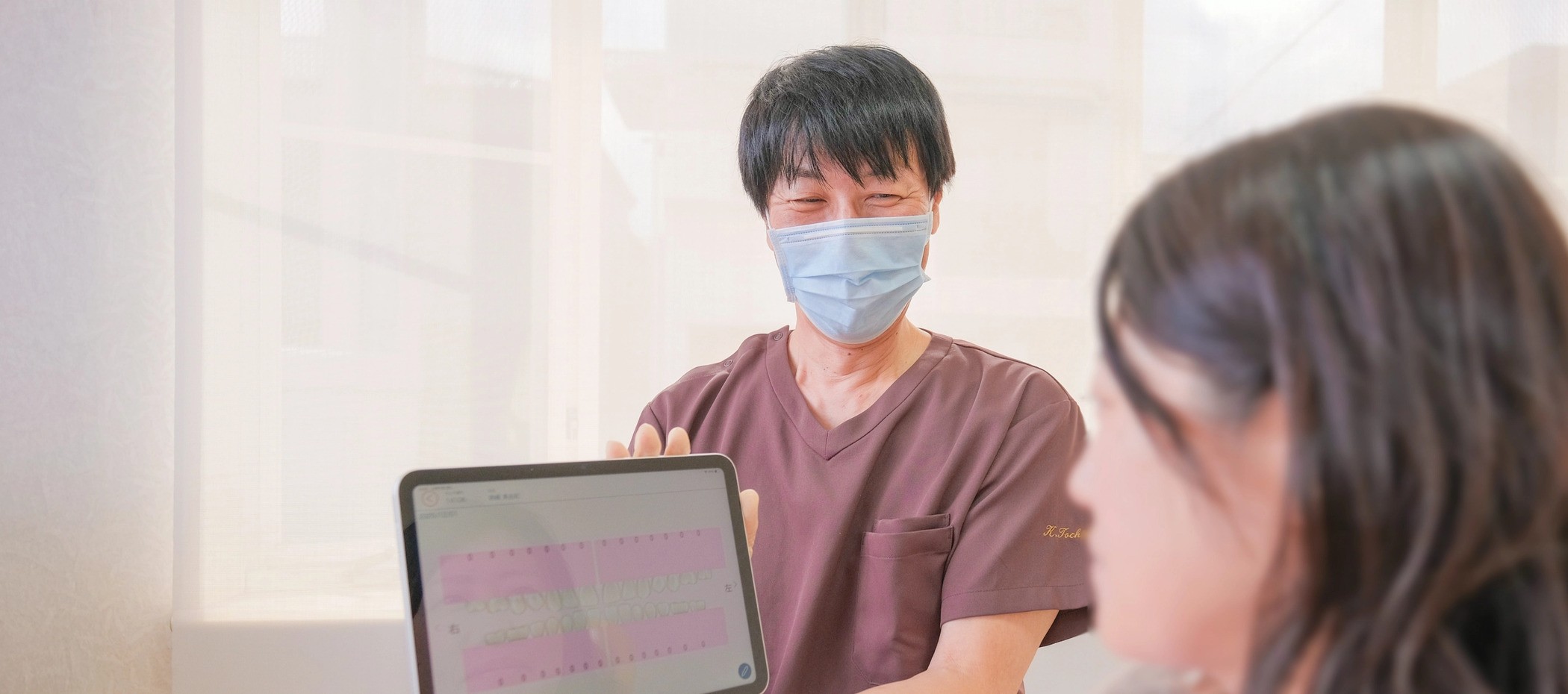 【食糧事務所前バス停 徒歩1分】大学病院と連携した質の高い治療を提供するななかわ歯科医院