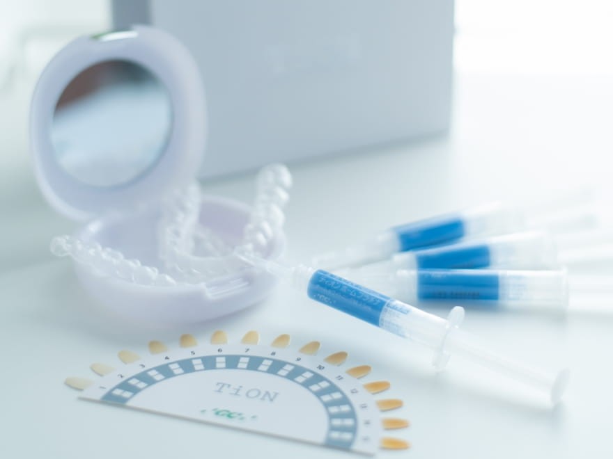 日常生活の中で違和感なく過ごせる自然な仕上がりを目指し、患者様一人ひとりの状態に合わせた審美歯科治療が提供されています