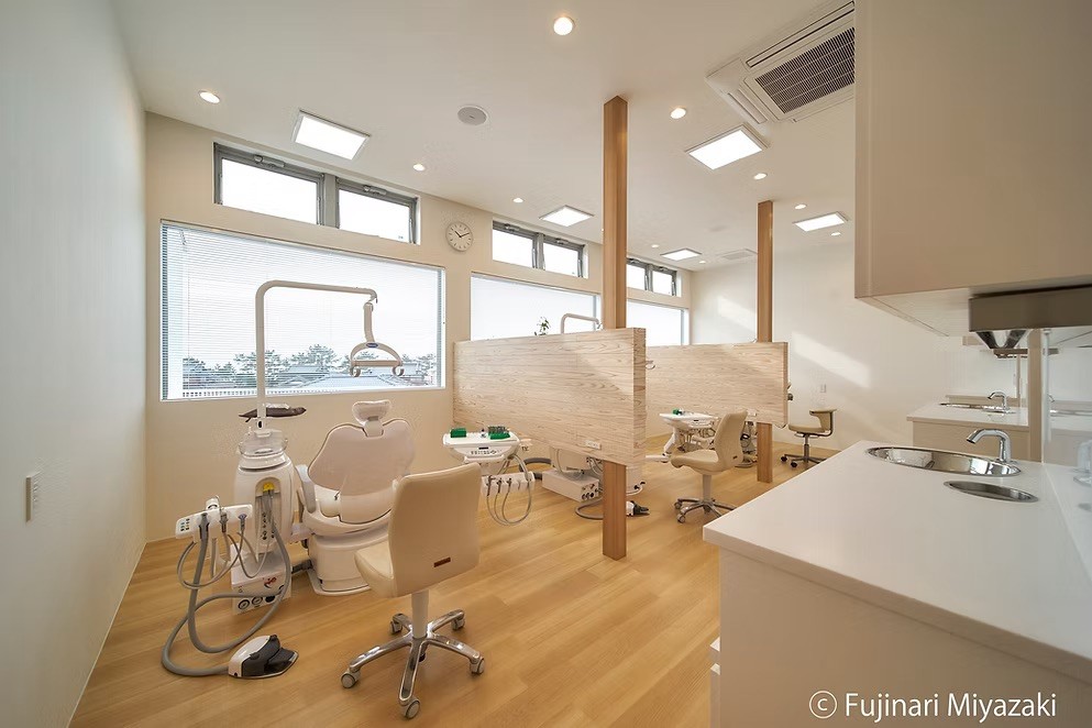 大村湾を見渡せる診察室