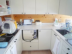 消毒コーナーがあり院内感染に対策しています