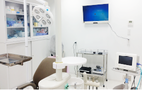 【都営三田線春日駅より徒歩1分】開業から30年以上の歴史を誇り、地域の皆様の健康に貢献してきた平井歯科医院