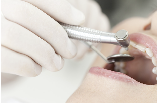 お口の状態を総合的に調べることで、将来的なトラブルの予防や早期発見に役立ちます