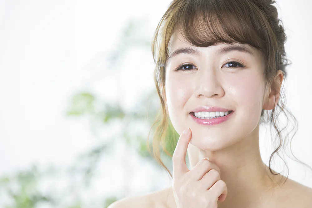 見た目の美しさと機能性を両立したセラミック治療が行われています