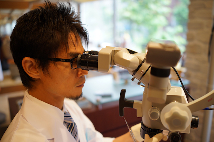 根管内を拡大し、病態を細かく把握いたします