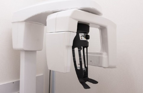 ①歯科用CT完備②使用ごとに完全に滅菌・消毒③器具は毎回滅菌をしパッキング