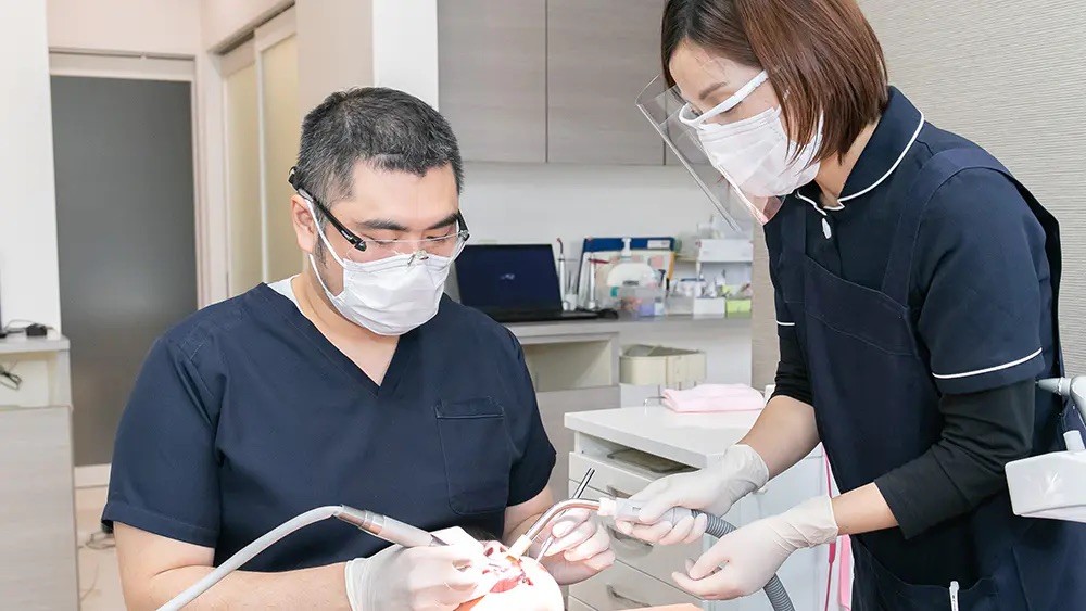 痛みの少ない治療を提供します。