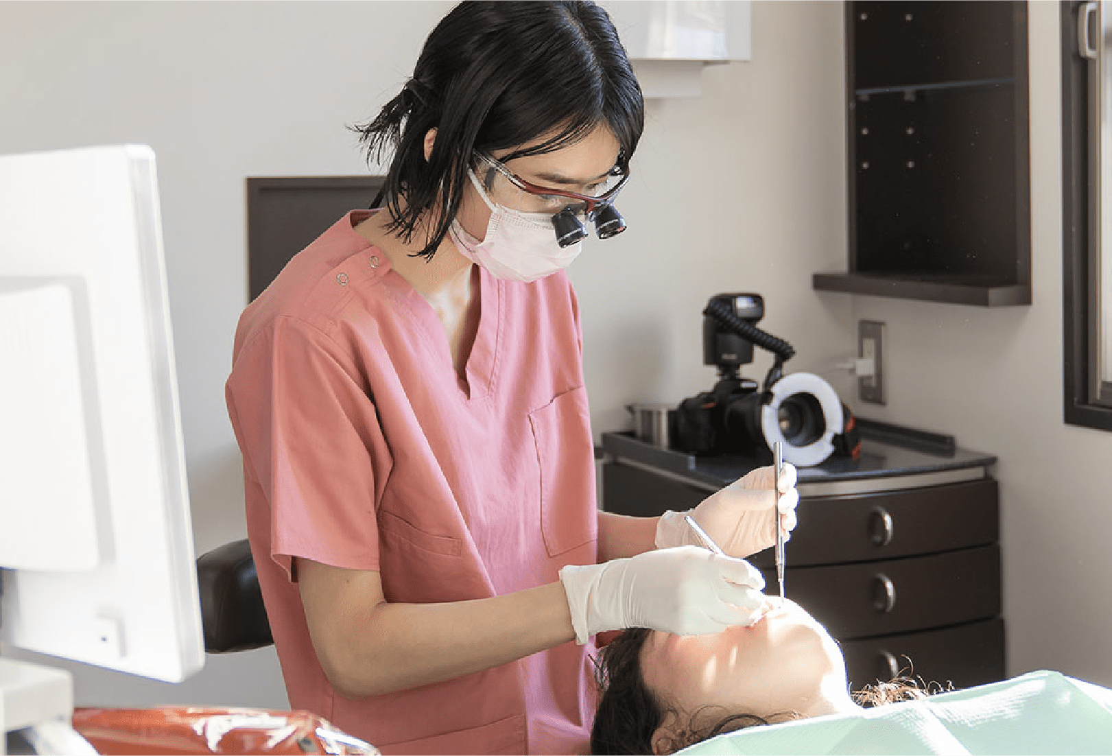 静かに進む歯周病に、早期発見と継続管理で対応