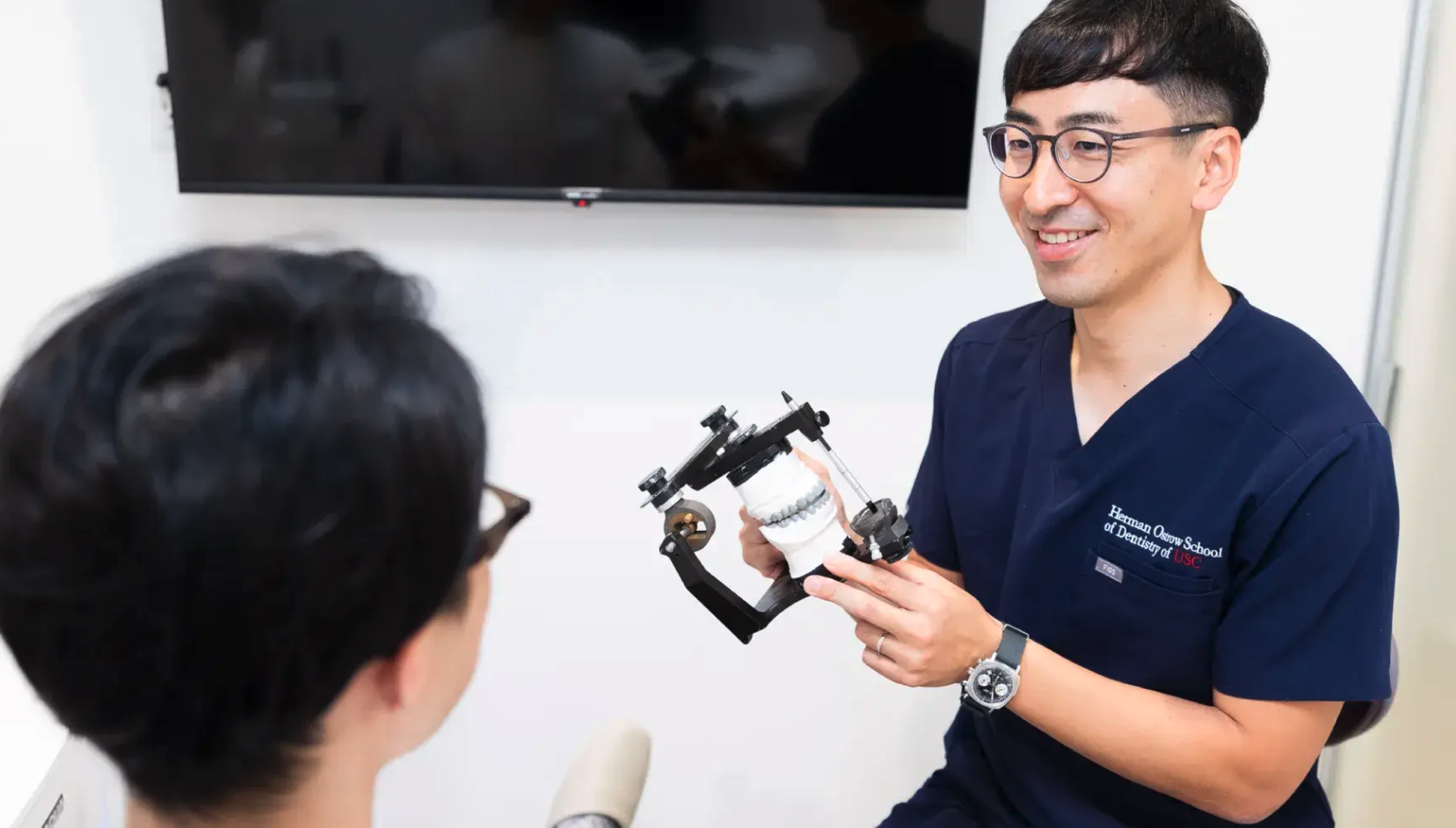 専門知識と技術を駆使して、最適な補綴装置を提供します