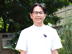 地域のお子様からご高齢の方まで、むし歯のない健やかな口腔環境を目指した診療を大切にしています。