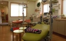 遊び心のある空間づくりで、初めての歯科体験も楽しい思い出に