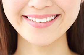 見た目の美しさを重視した審美歯科治療に対応しています