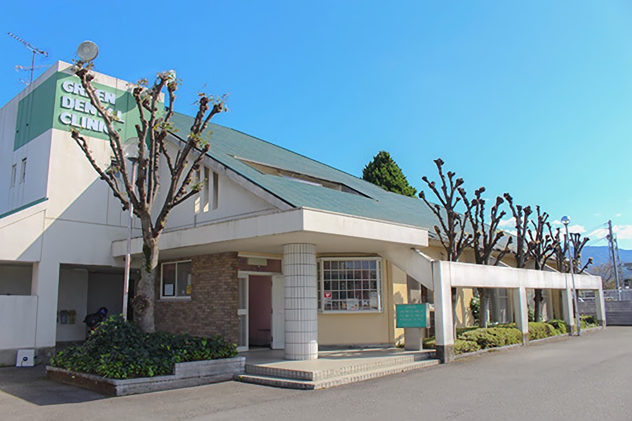 ①外観②受付③待合室