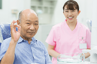 「歯を診る前に、人を見る」ことから