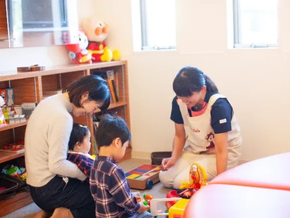 お気に入りのおもちゃや飲み物の持ち込みも歓迎しています