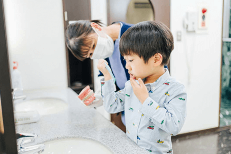 自宅で行えるフッ素洗口液などもあります