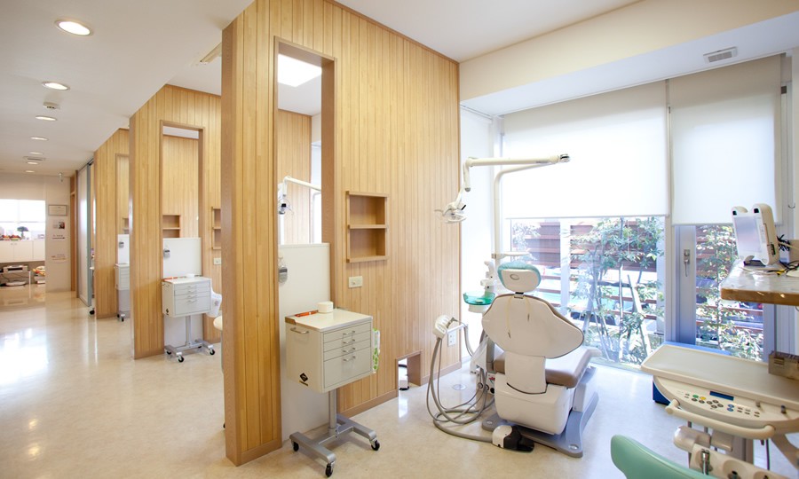 診療ユニットはそれぞれ区分けされています