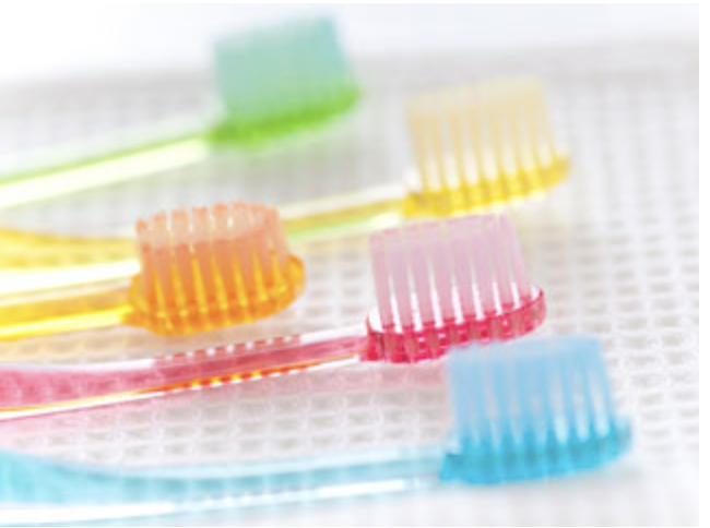 患者様ひとりひとりに寄り添った診療を心がけ、健康的な歯の維持を目指しています