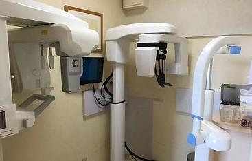 外科的な処置にも対応し、幅広いお口の悩みに応える