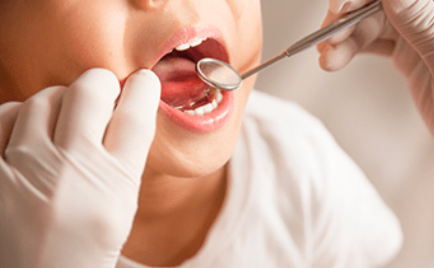 お子様の健やかな成長と笑顔を守る歯科治療を提供します