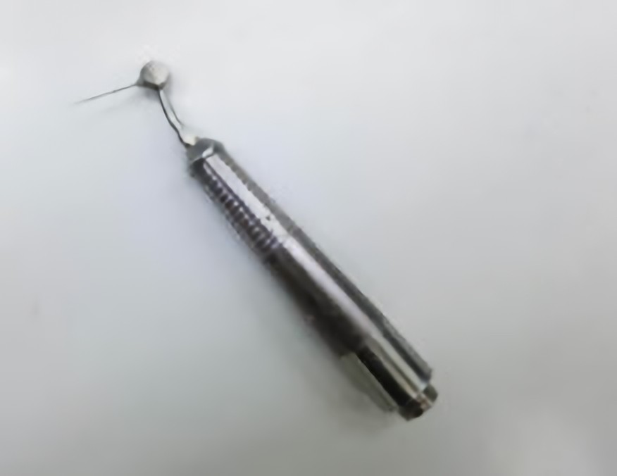 歯を残すための精密な根の治療