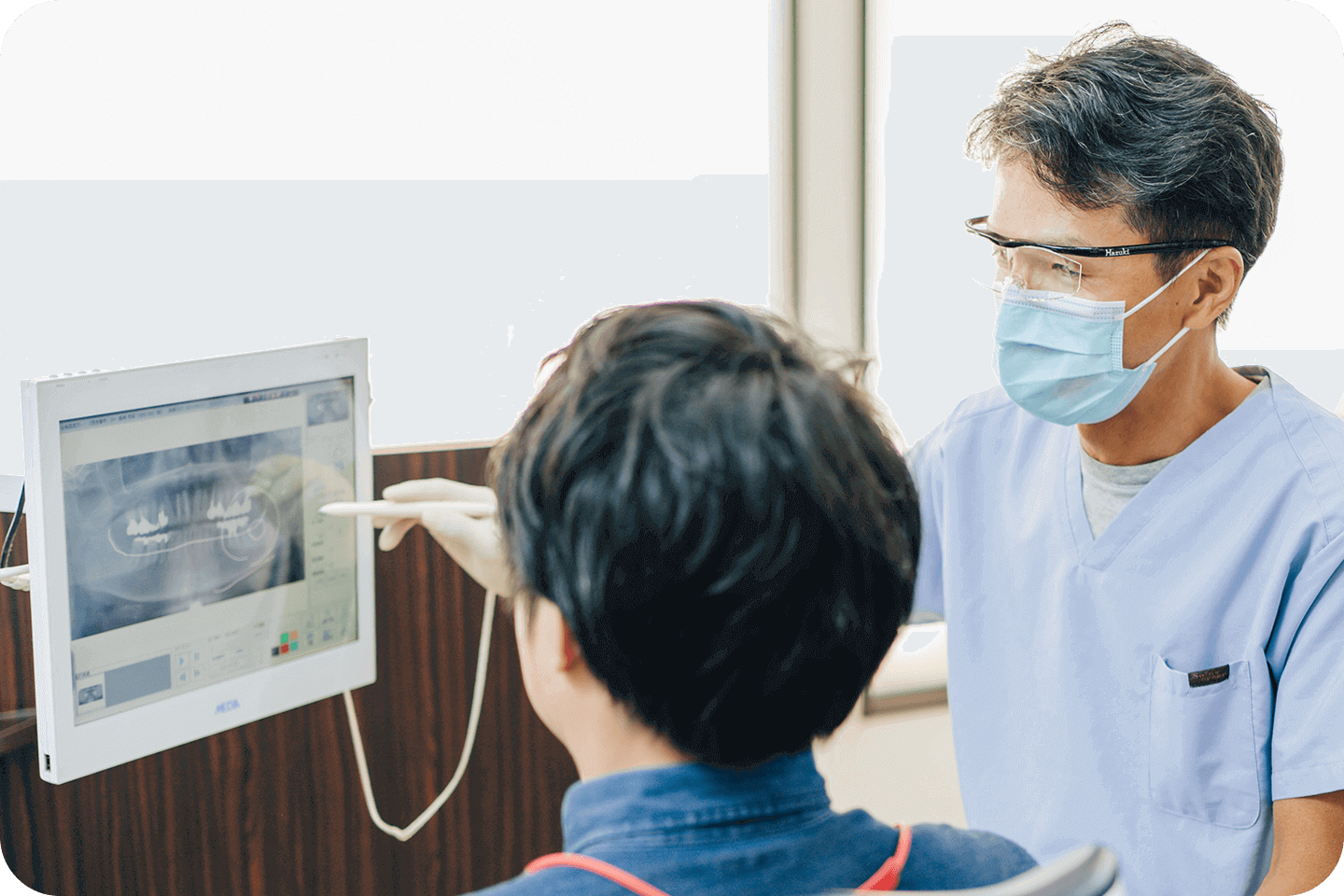 患者様と一緒にお口の健康を考えていきます