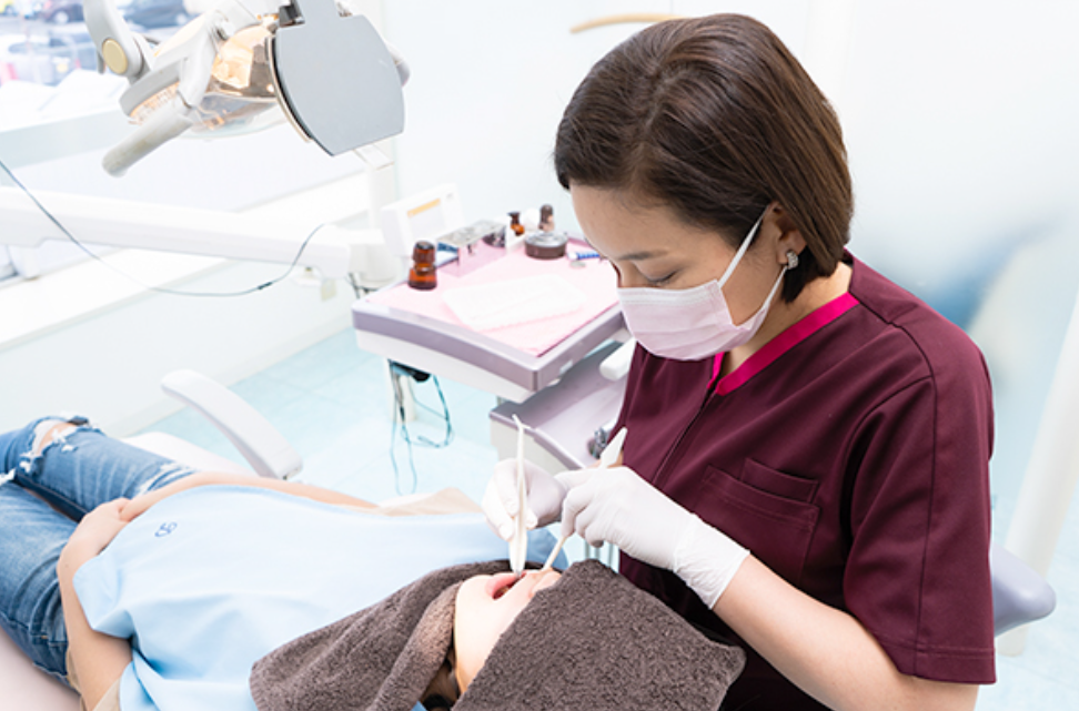 専門的なクリーニングで健康な歯を守り続けます