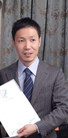 佐藤 哲大　（さとう あきひろ）