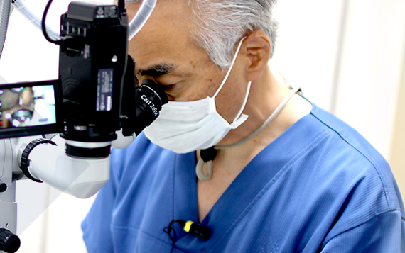 院長の小泉信隆