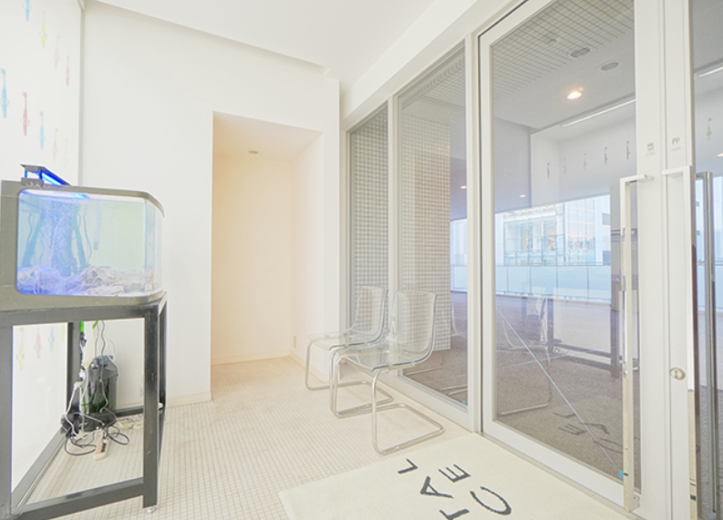 ①外観②入口③治療室