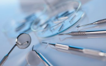 金属アレルギーの方は増えています