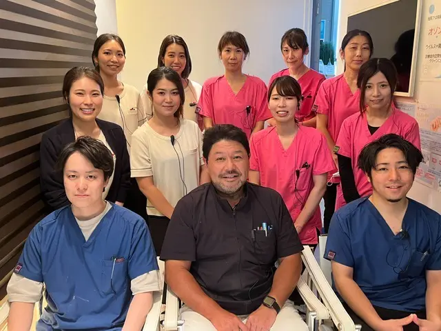 口腔内全体のバランスを重視した総合的な診療を行っています