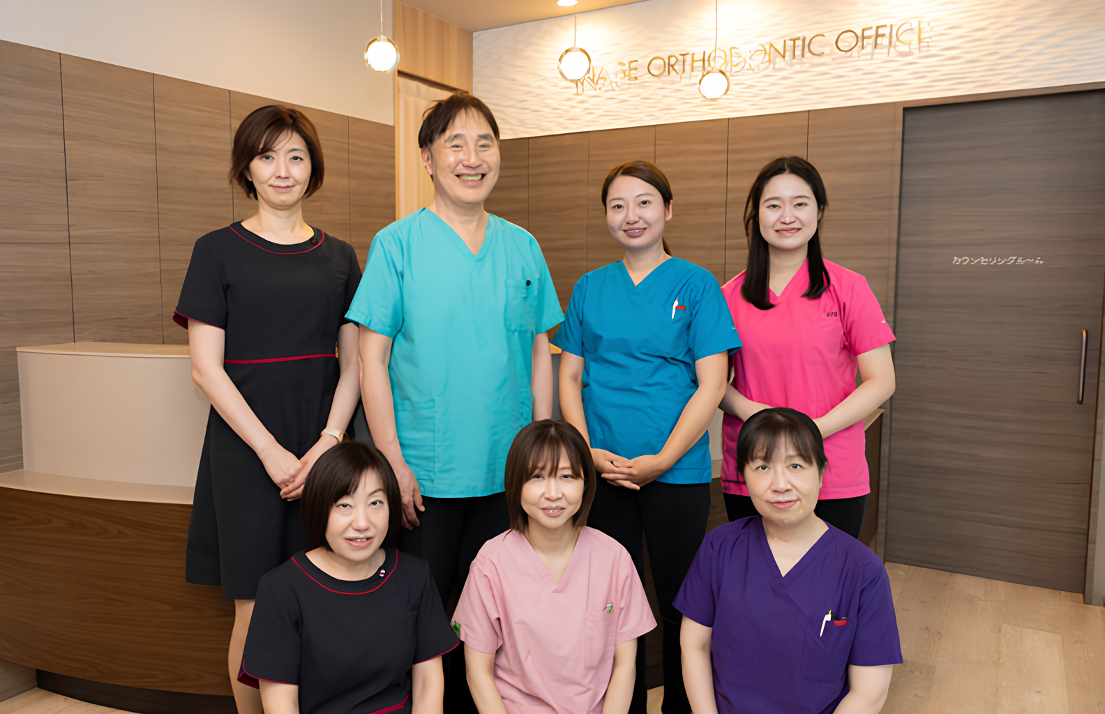 院長の稲毛 滋自