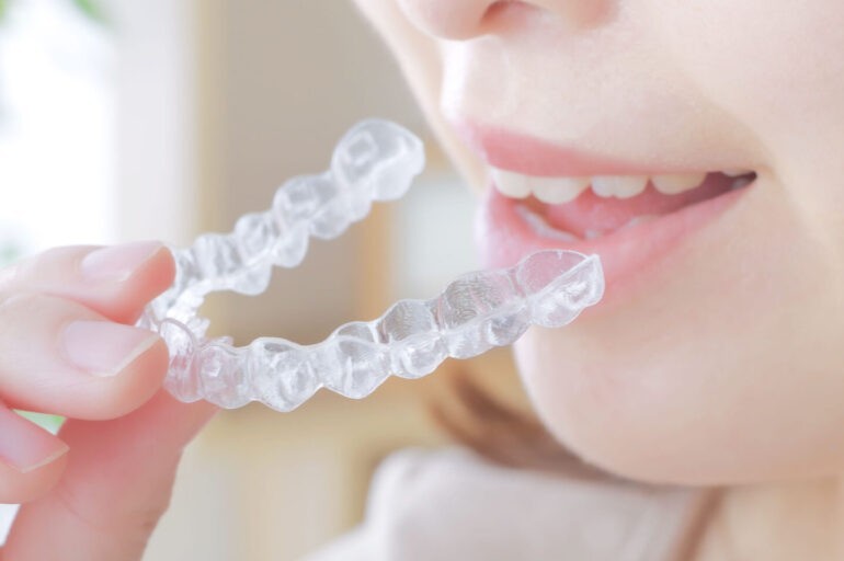 マウスピース（ナイトガード）と咬筋ボツリヌス治療の2種類に対応しています