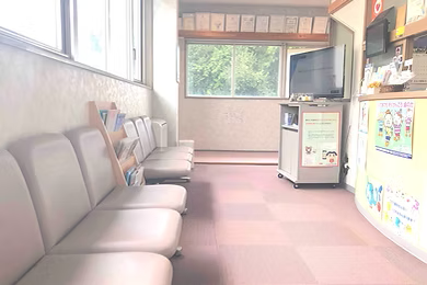 ①待合室②キッズスペース③診療室