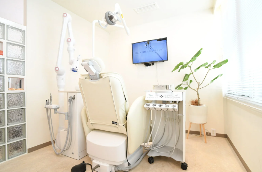 【平日20時まで診療】【女性ドクター在籍】銀座で輝く20代から40代の美と健康を支える歯科診療の新基準