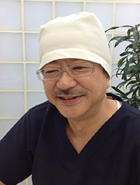 院長の鈴木 浩之