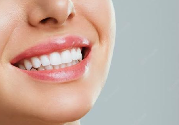 自分の歯のように食事ができます