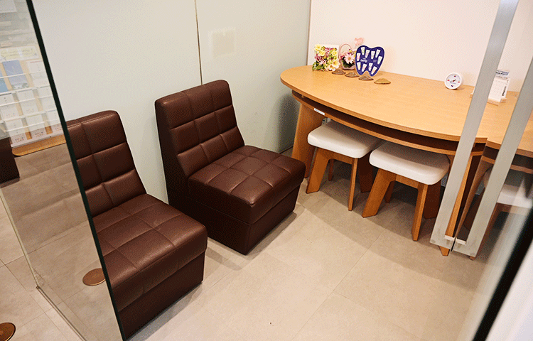 【茅場町駅から徒歩3分】【水天宮前駅から徒歩7分】専門医による治療とメンテナンスで歯の健康を守る福岡歯科新川
院