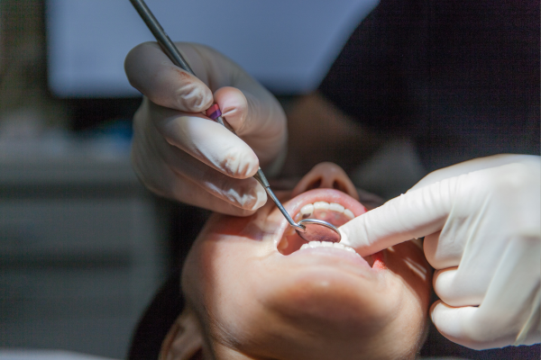 日常のトラブルから難症例まで、外科出身のドクターが対応